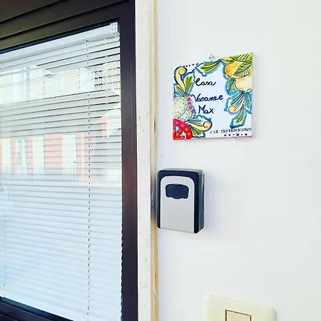 Apartment Max